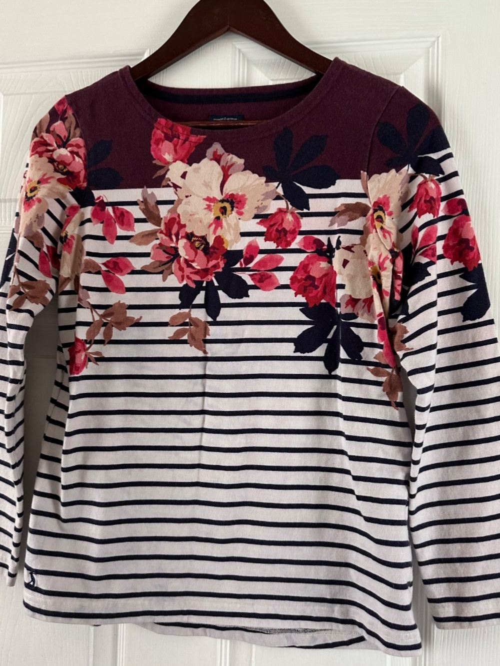 Joules Clothing Long Sleeve White Navy Striped Burgundy Floral Top Size M/6 NWOT